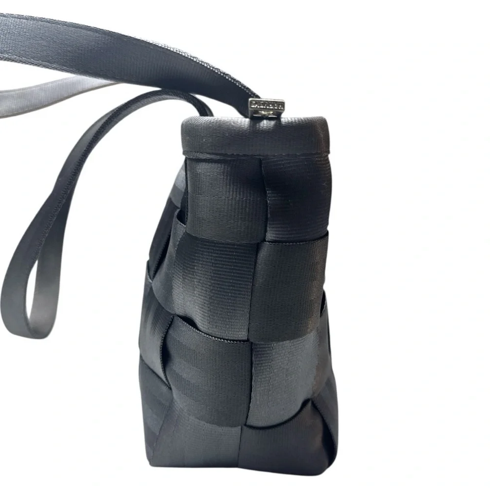 HarveyS Seatbelt Bag pre loved